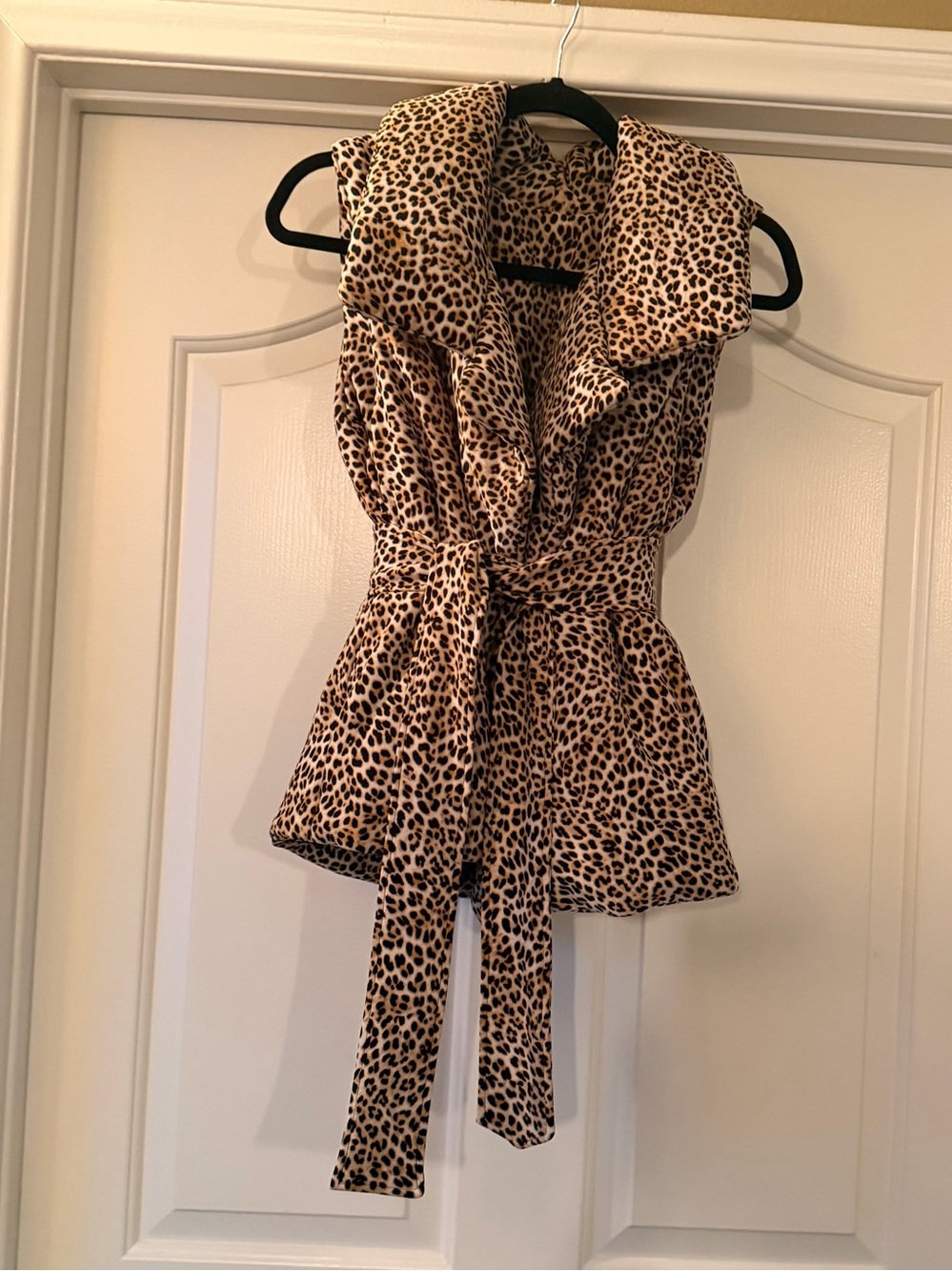 Norma Kamali Leopard Print Belted Sleeveless Puffer Vest